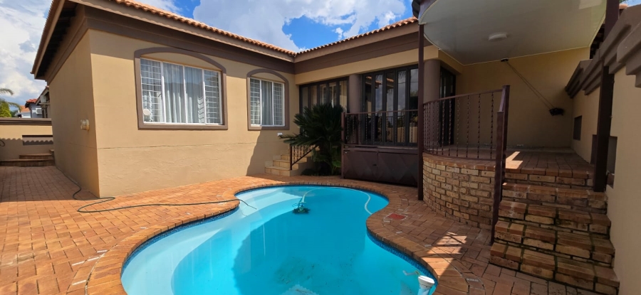 3 Bedroom Property for Sale in Wilkoppies North West